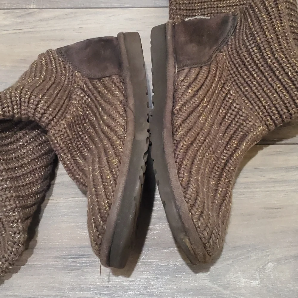 Ugg Classic Cardi 1876 Sweater Knit boots shoes 3 button sz 6